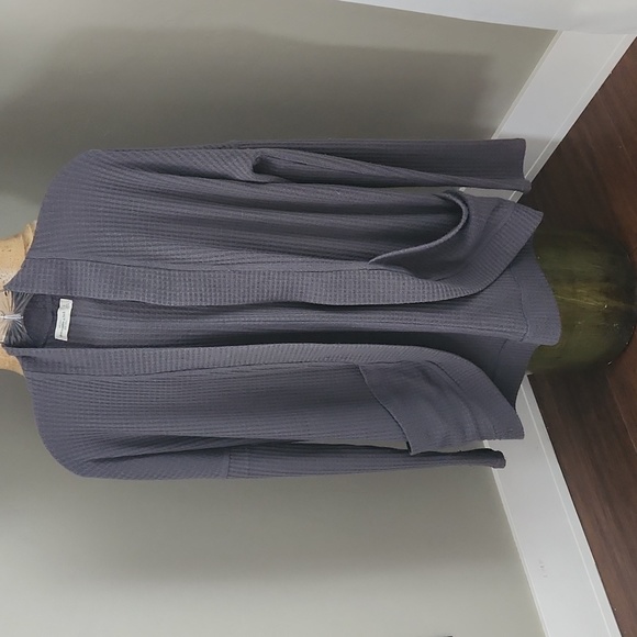Abercrombie & Fitch Tops - Abercrombie Open Front Waffle Cardigan with Pockets